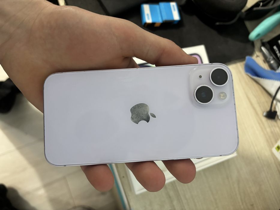 Iphone 14 kondycja 100%