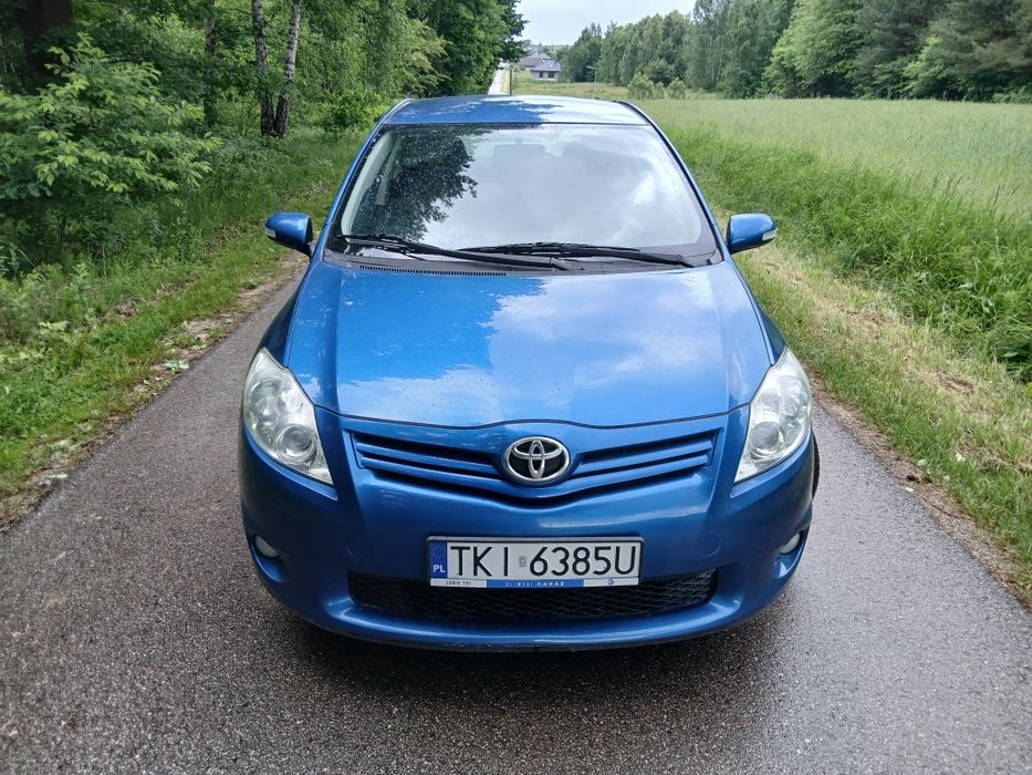 Toyota Auris  1.6