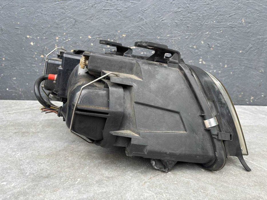 Фара Audi A6 C5 2001-2004 Ксенон