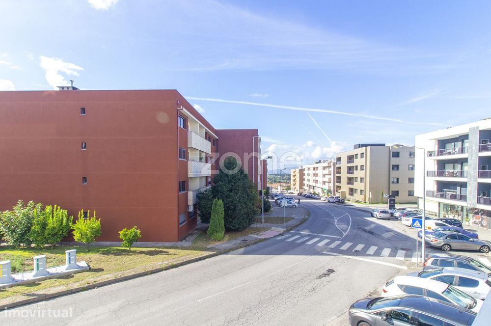 Apartamento T3 Mobilado e Equipado!