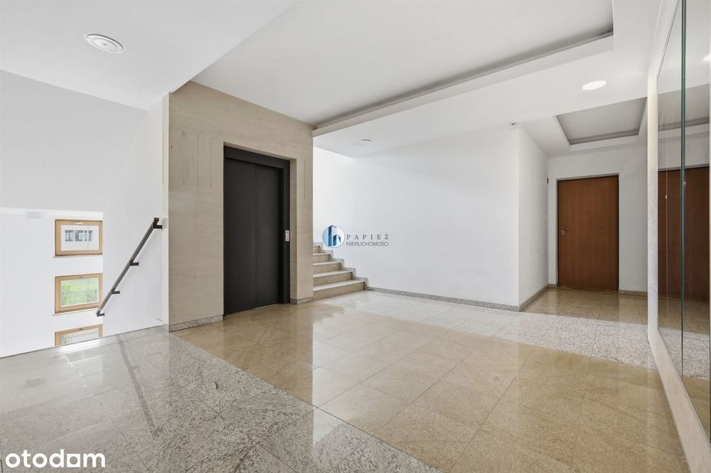 przestronny apartament z miejscem postojowym