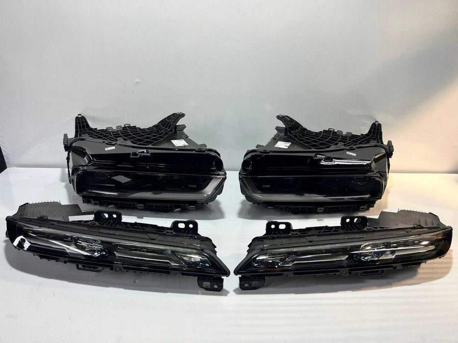 Фары передние Фара правая левая BMW I7 G70 разборка