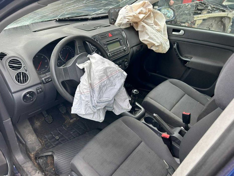 VOLKSWAGEN VW Golf V 5 PLUS 1.9 tdi BRU części