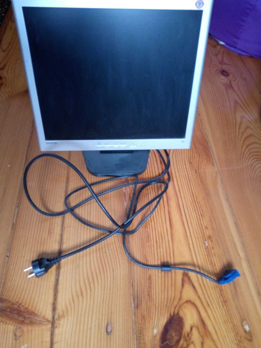Монитор диагональ 17 дюймов