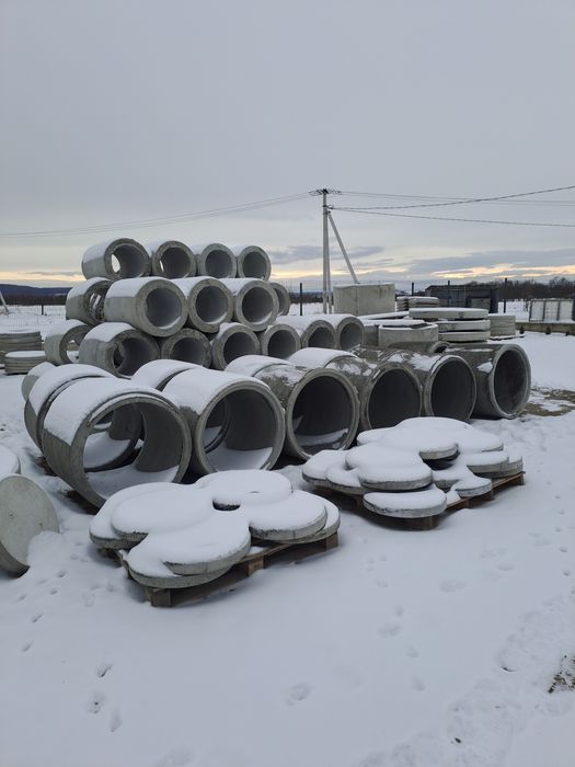 Кільця каналізаційні криничні труби на переїзд