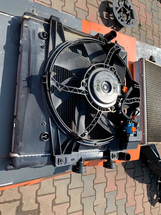 Komplet zestaw chłodnic Citroen C3 III 2020 1.2