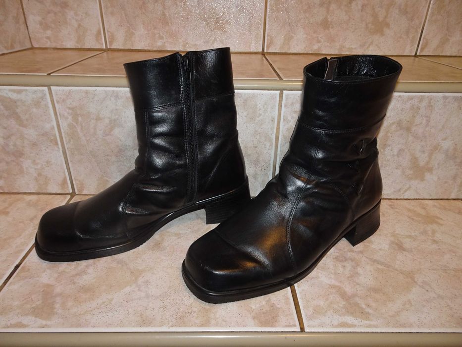 Czarne botki skórzane rozmiar 41
