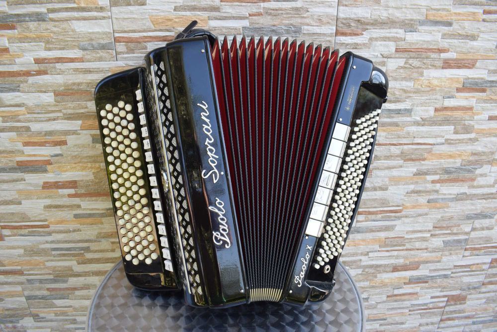 Acordeao Paolo Soprani Paolo X  5 Voz 120 Baixos,N 281