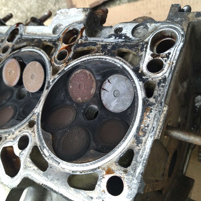 Głowica miska wiazka turbina a4 b6 b7 1.8t BFB avj bex turbosprezarka