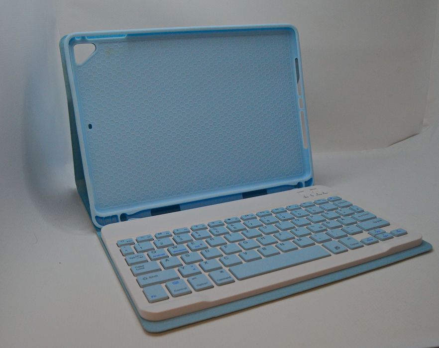 Чехол з Bluetooth клавіатурою для iPad 9.7 [Air 1/2, Pro, 2017/2018] з місцем для стилуса