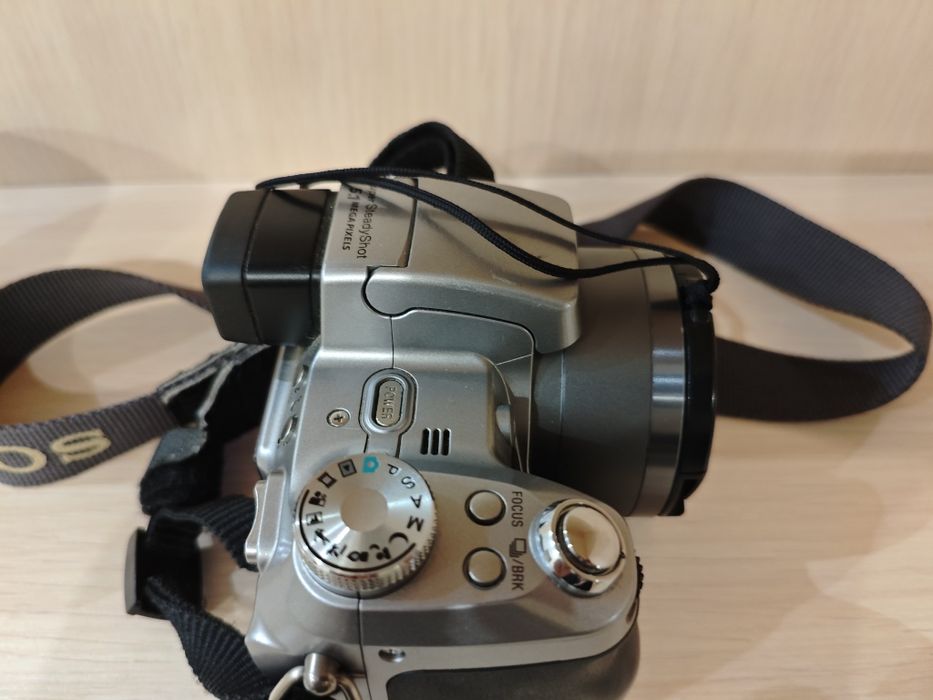 Фотоапарат Sony Cyber-shot DSC-H1.