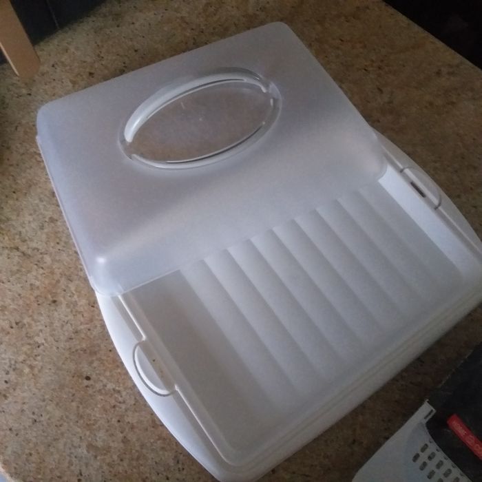 Pojemnik na ciasto,durszlak...