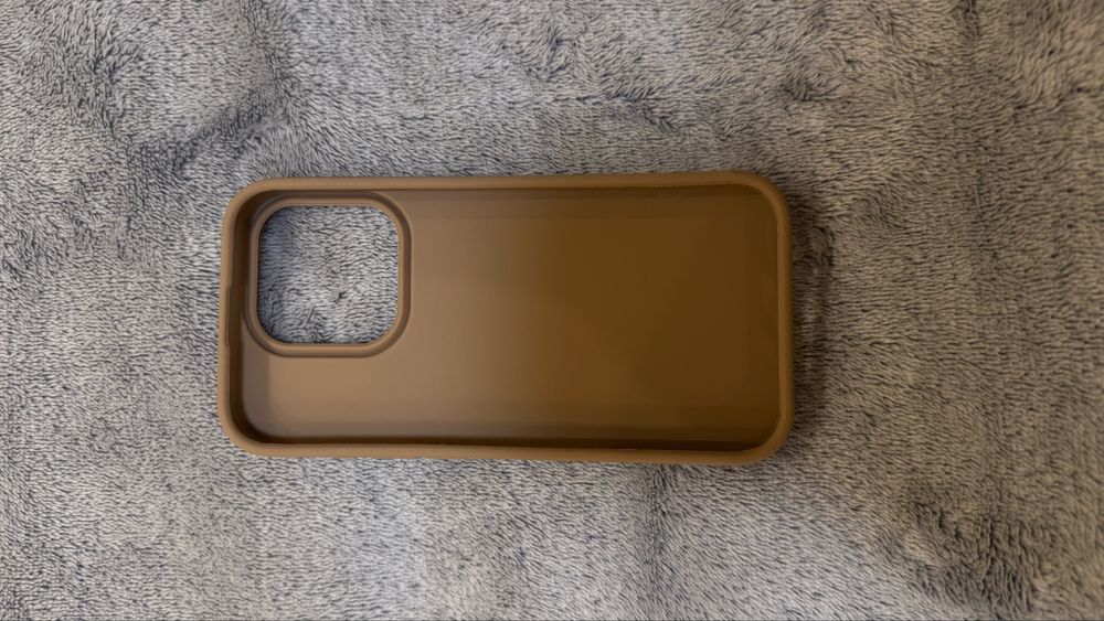 Новий чохол на телефон 15 pro