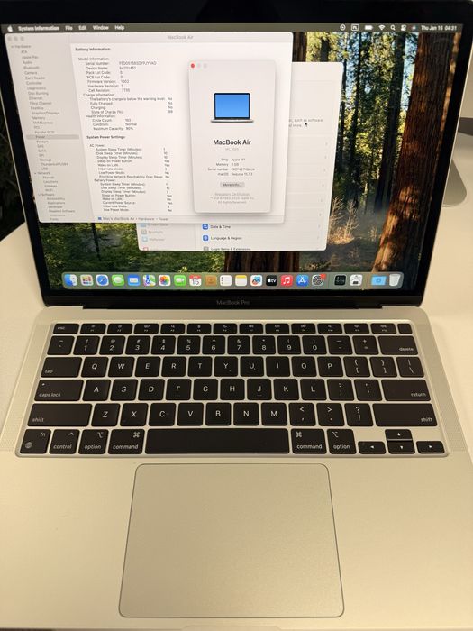 MacBook air A2337 8/256 silwer bat90%