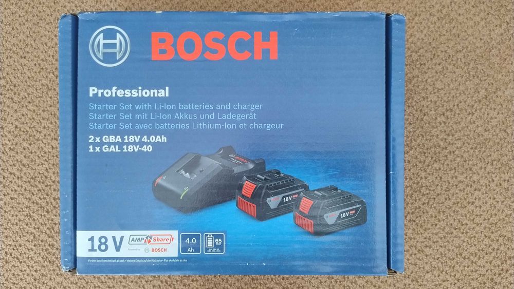 Акумуляторний комплект BOSCH 2 х GBA 18V 4.0 Ah + 1 х GAL 18V-40