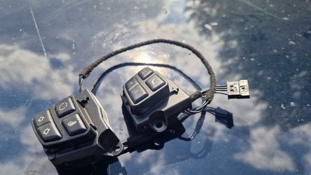 Przyciski multifunkcja kierownicy MPakiet BMW 3 E90 E91 E92 1 E87