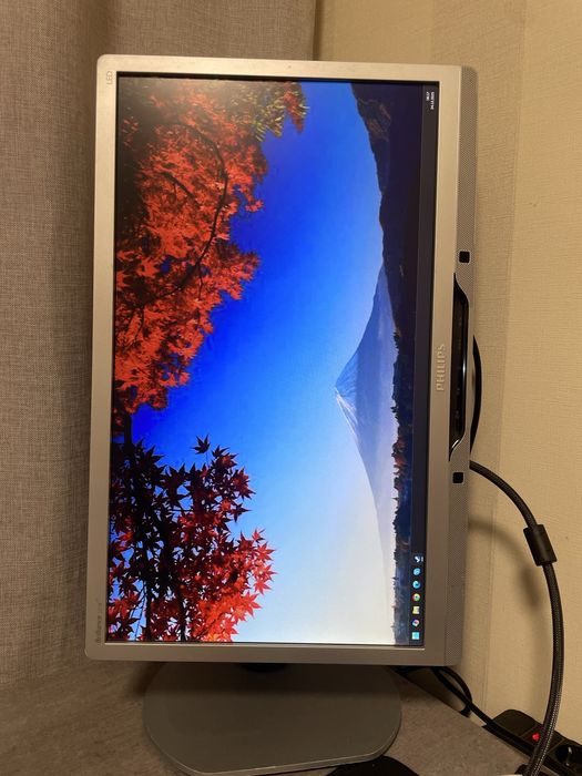 Монітор philips brilliance 221b3l 1920 х 1080