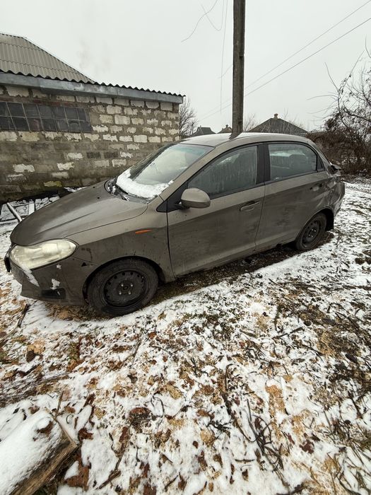 Продам двигатель и другие запчясти