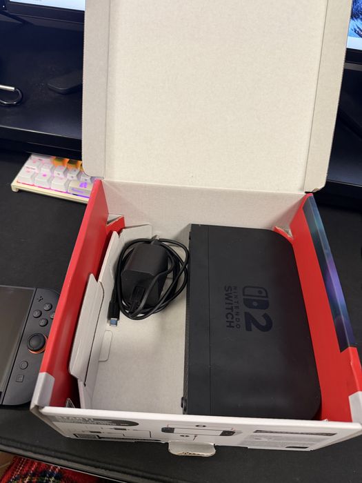 Nintendo Switch 2 (Nova) + Mario Kart World + Bolsa de Transporte