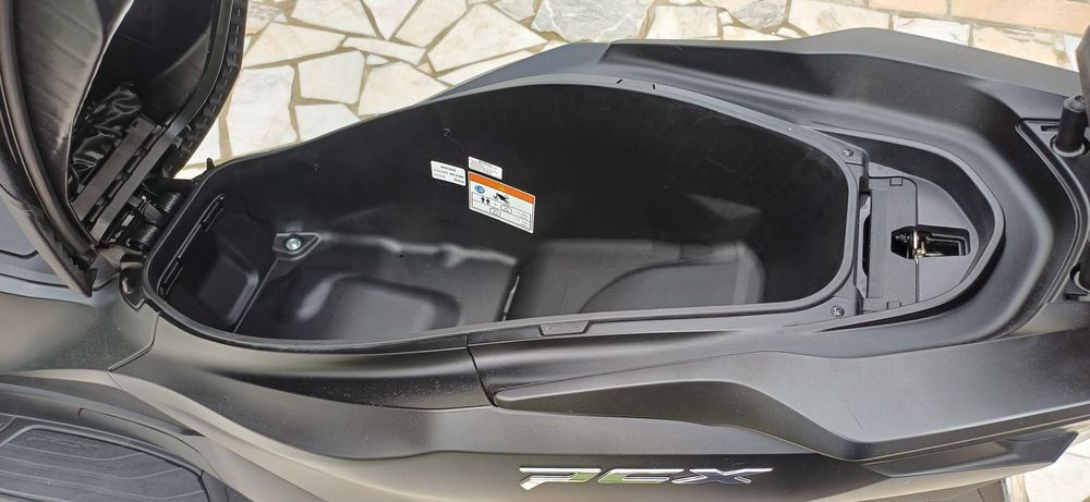 Honda PCX DX 125 (10/2025) com Topcase incluído