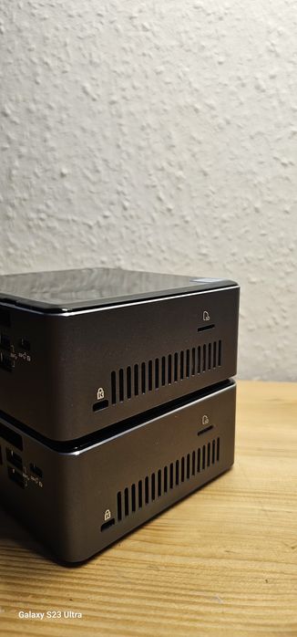 Mini PC Intel NUC 7i3BNH