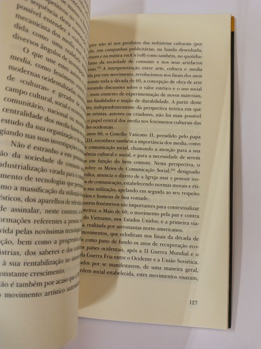 Comunicação e Culturas do Quotidiano, de Isabel Ferin
