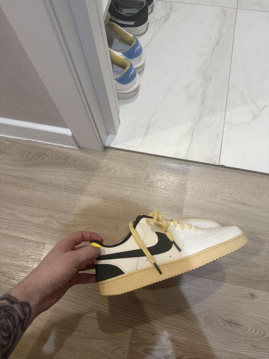 Nike оригинал мужские  10,5 44,5