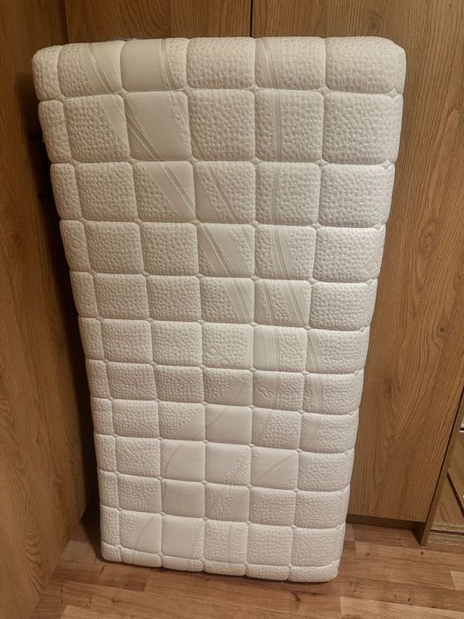 Materac do łóżeczka DOBRANOCKA Hilding 70x140 Dziecięcy materac