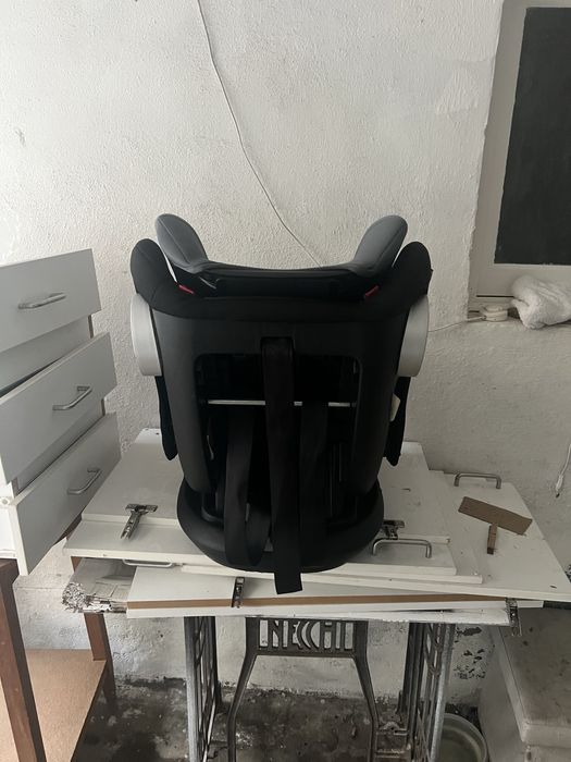 Cadeira de bebe com isofix
