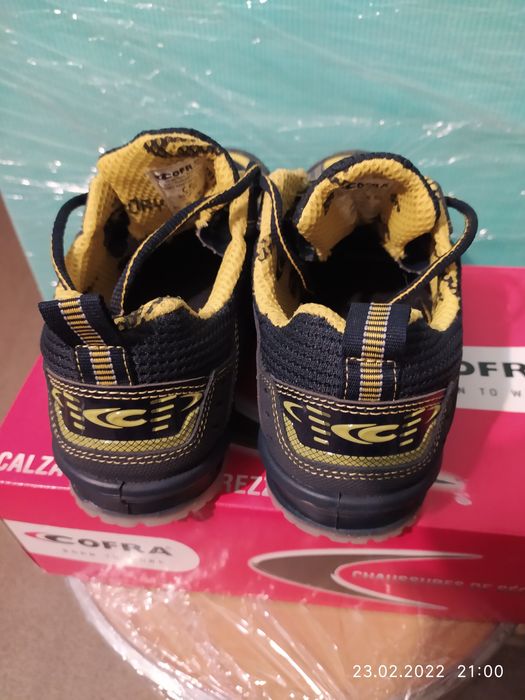 Кроссовки Cofra 39 розмір