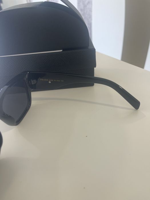 Oculos Prada novo / caixa