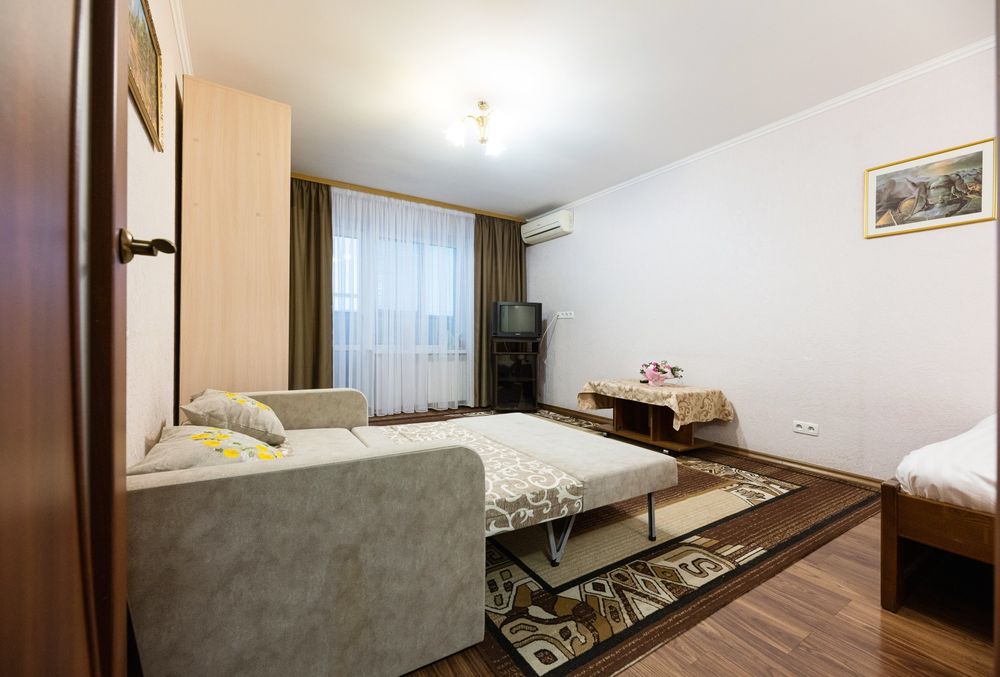 Подобово квартира в Києві, КПЇ, Охмадит