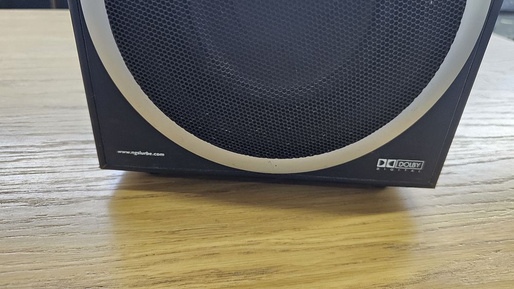 Subwoofer preto NGS