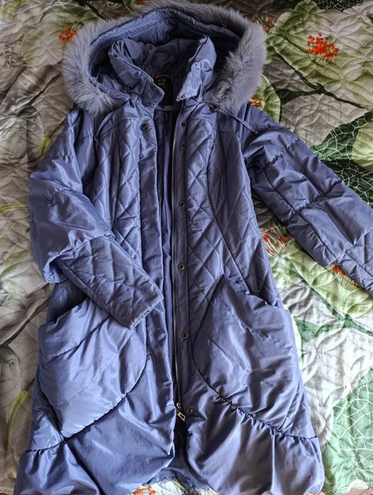 Пуховики, пальто