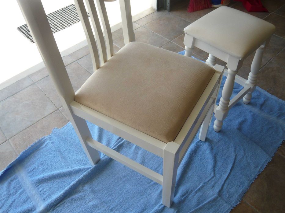 Banco e cadeira lacado branco