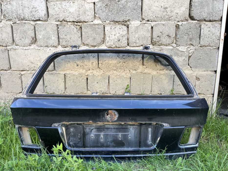 Кришка багажника бмв е46 універсал