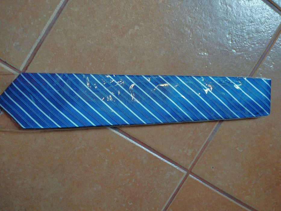 Krawat, niebieski, nowy