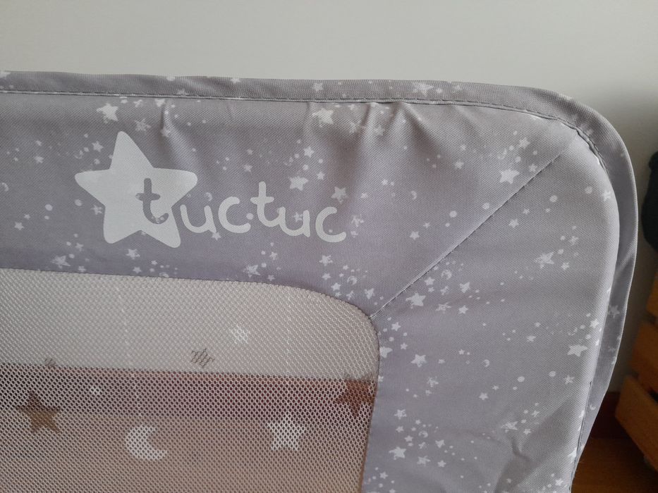 Barreira cama rebatível