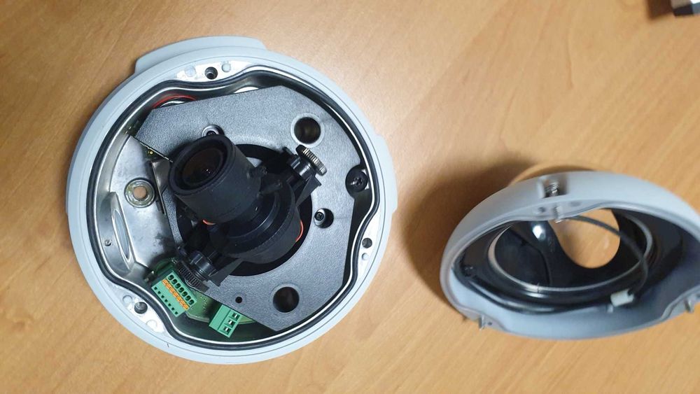Cameras Vídeo-Vigilância AXIS 225FD