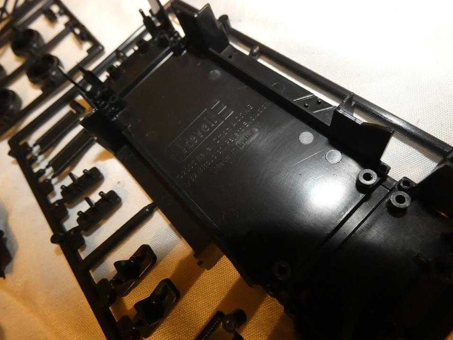 MODEL DO sklejania Revell Subaru Impreza