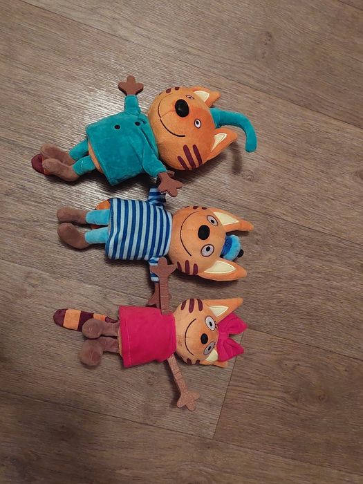 Іграшки три кота