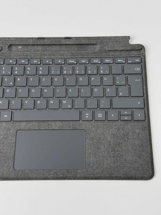 Клавіатура для планшета Microsoft Surface Pro Signature Keyboard with Slim Pen 2 QWERTZ Platinum (з тачпадом, з підсвіткою, німецька розкладка)
