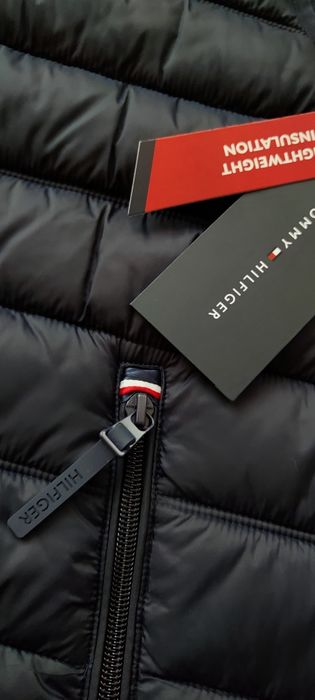 Жилетка безрукавка Tommy Hilfiger Розмір М  Оригінал Хілфигер klei