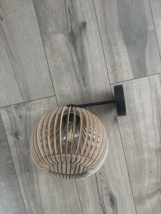 Kinkiet - lampa drewniana