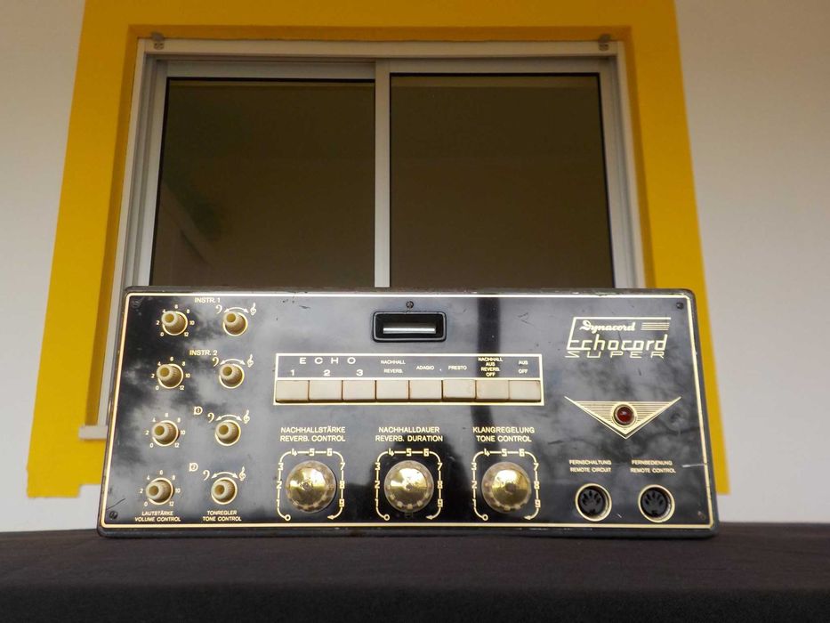 Echo delay tube valve