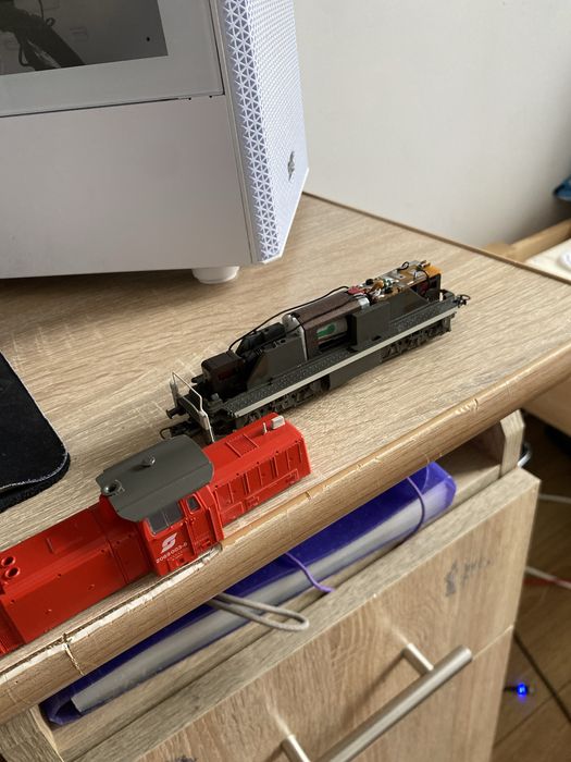 Lokomotywa roco znaleziona na strychu