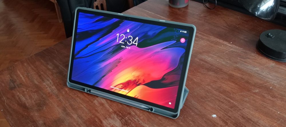 Tablet Lenovo TAB p12 matowy ekran