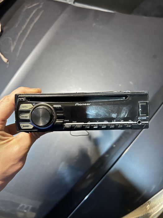 Комплект музики.   Саб магнитола усилок