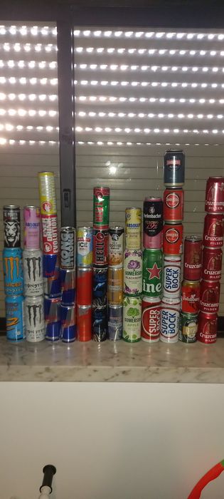 Latas de refrigerante / cerveja