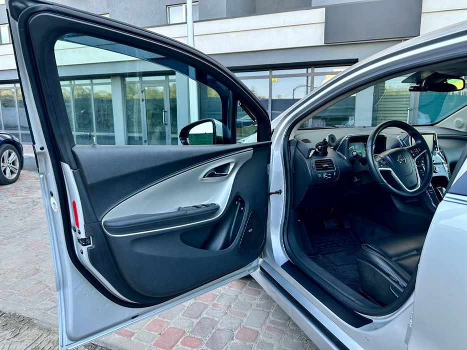 Opel Ampera 2012 1.4 Hybrid, гібрид